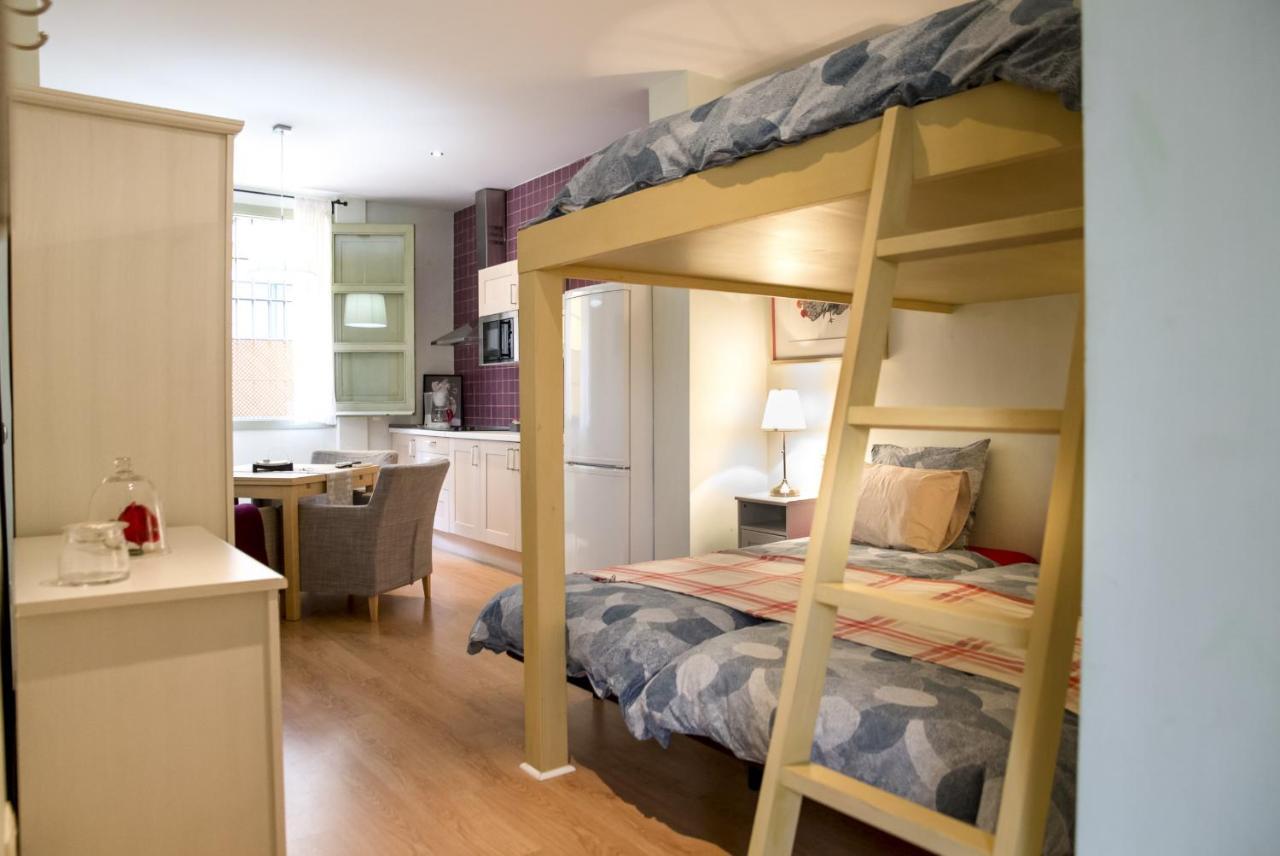 Sea & Wave La Casita De Hinestrosa Apartments มาลากา ภายนอก รูปภาพ